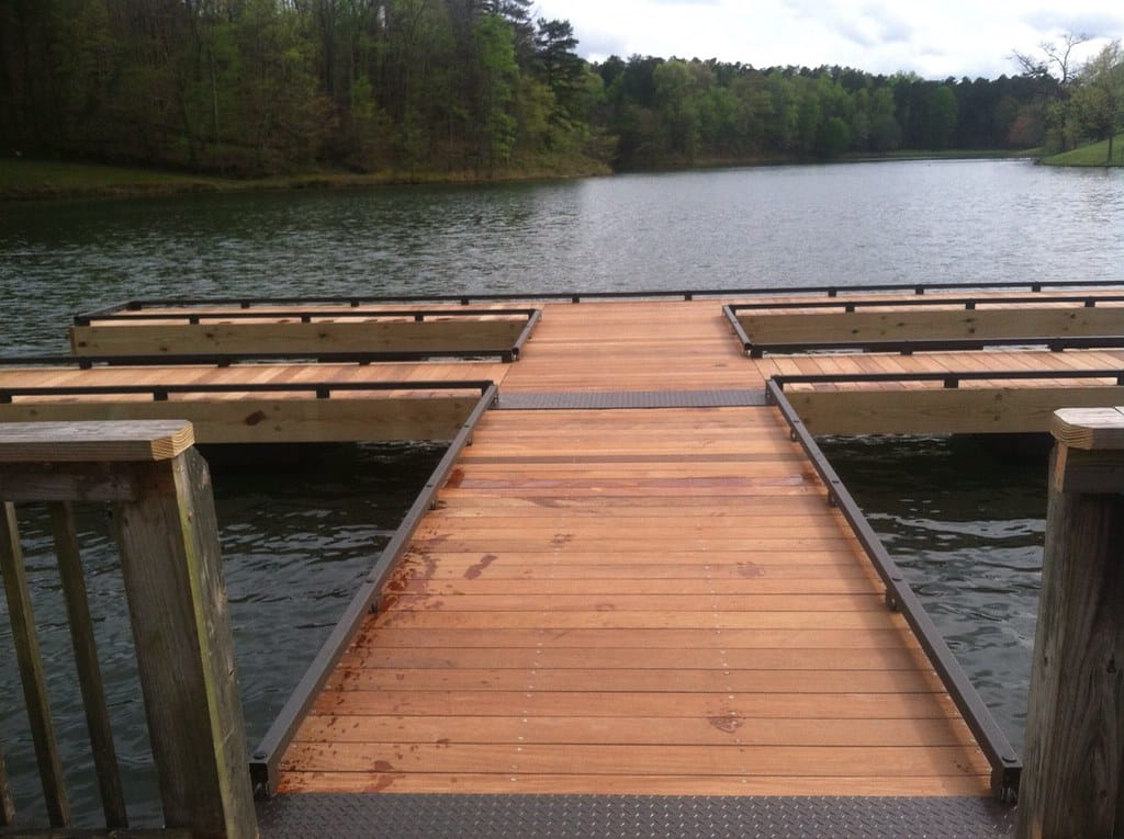 Lake Lanier commercial boat dock services