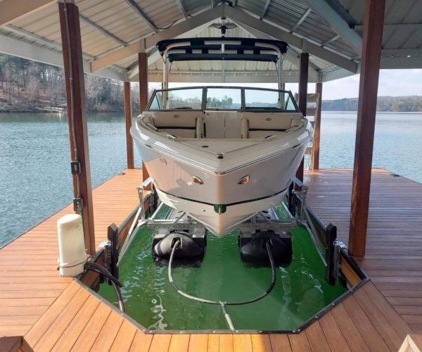 luxury Hydrohoist boat lift products at Lake Lanier