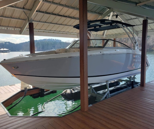 Lake Lanier luxury boat lift products