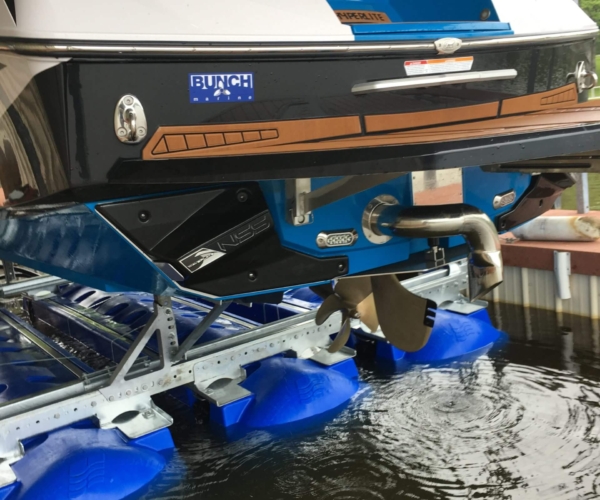 Lake Lanier luxury Hydrohoist boat lift products