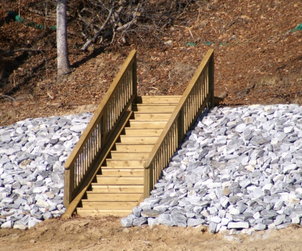 Lake Lanier staircase installation services