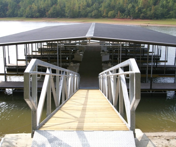 commercial boat dock services Lake Lanier