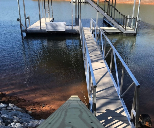 floating dock builder on Lake Lanier