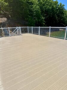 š„Almost New 32x32' Double Slip Aluminum KMC Dock With Sundeck Lake Lanierš„- $88,995 - - 9