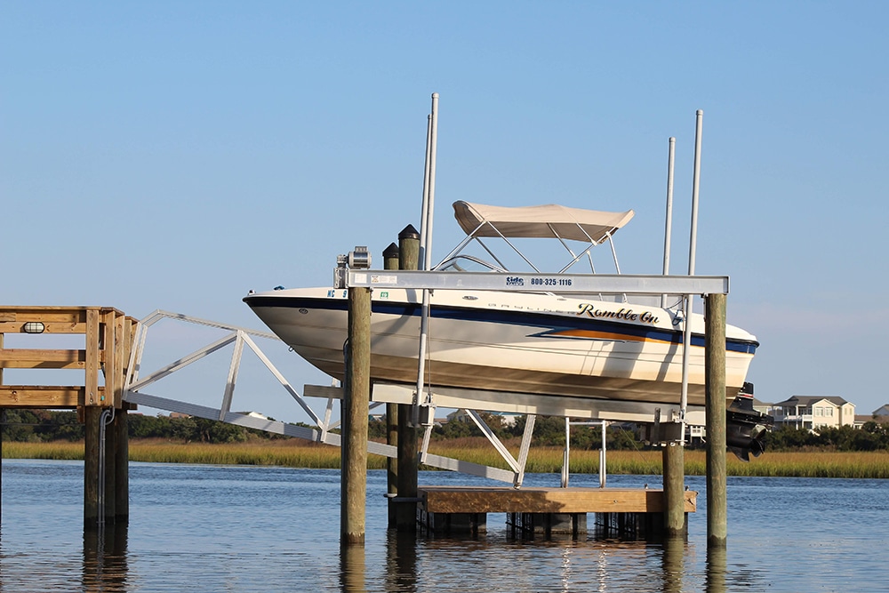 ShoreMaster boat lift on Lake Sinclair