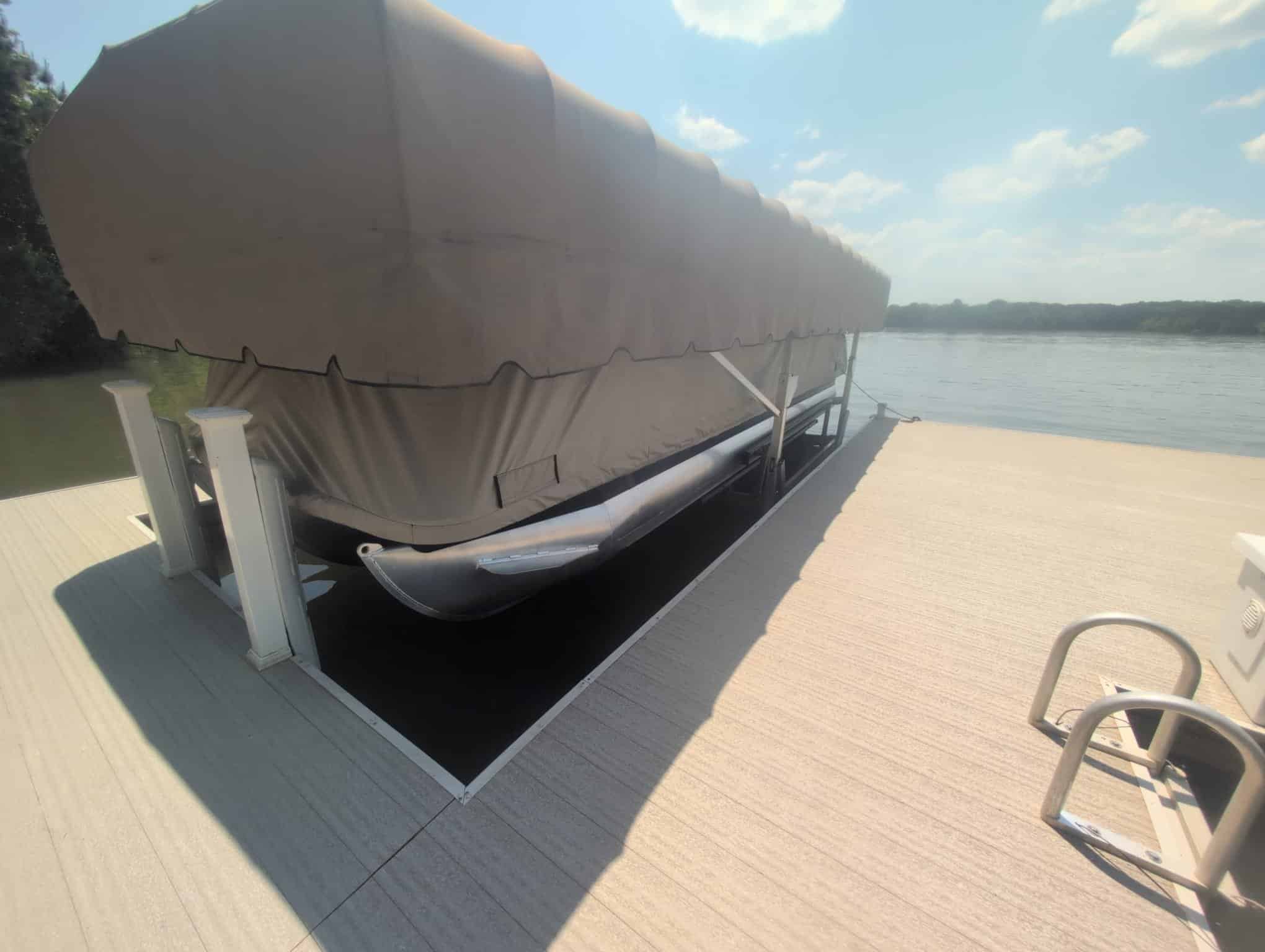 Custom Boat Cover on Lake Oconee