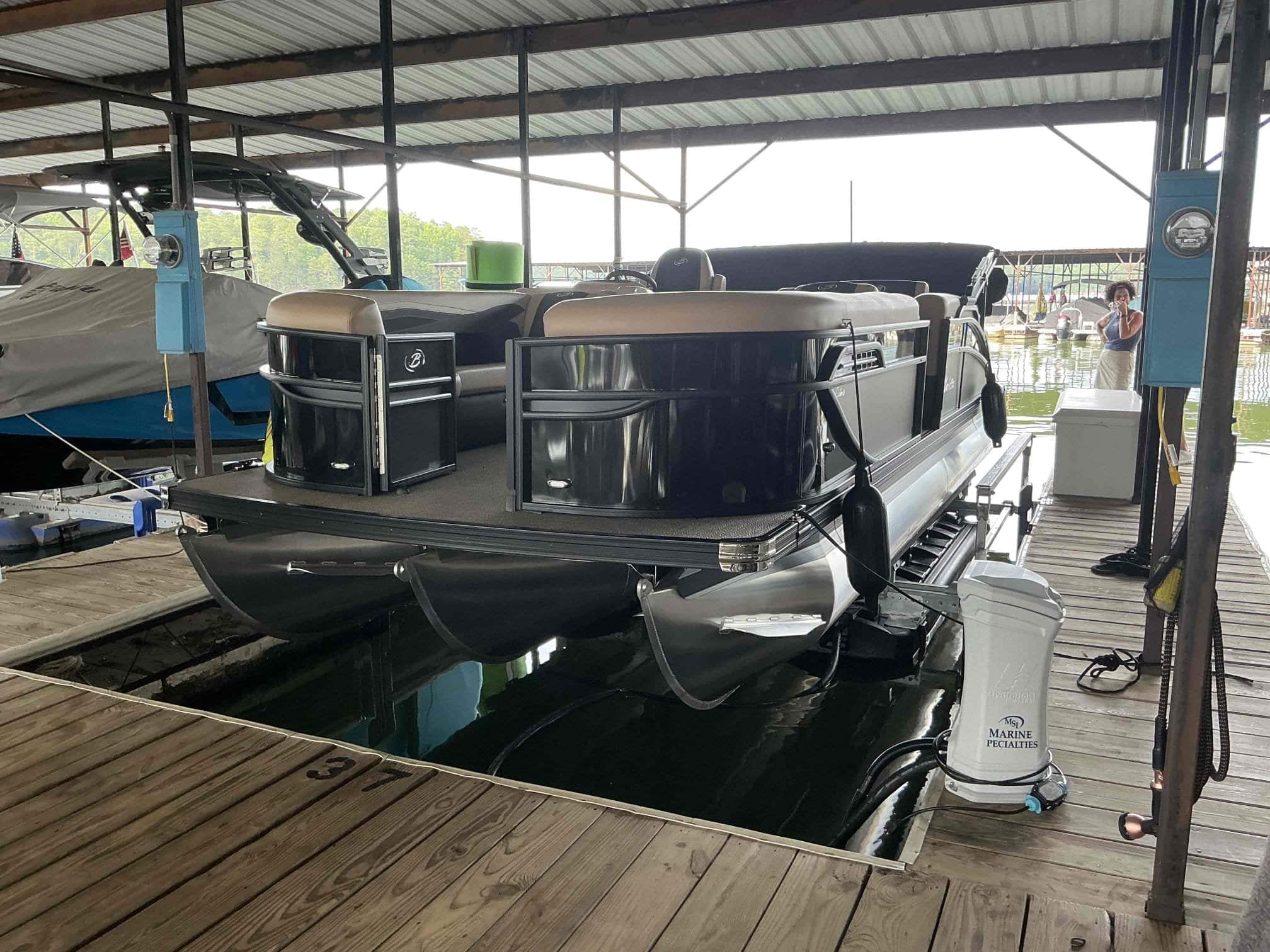 Hydrohoist Boat Lift Installation
